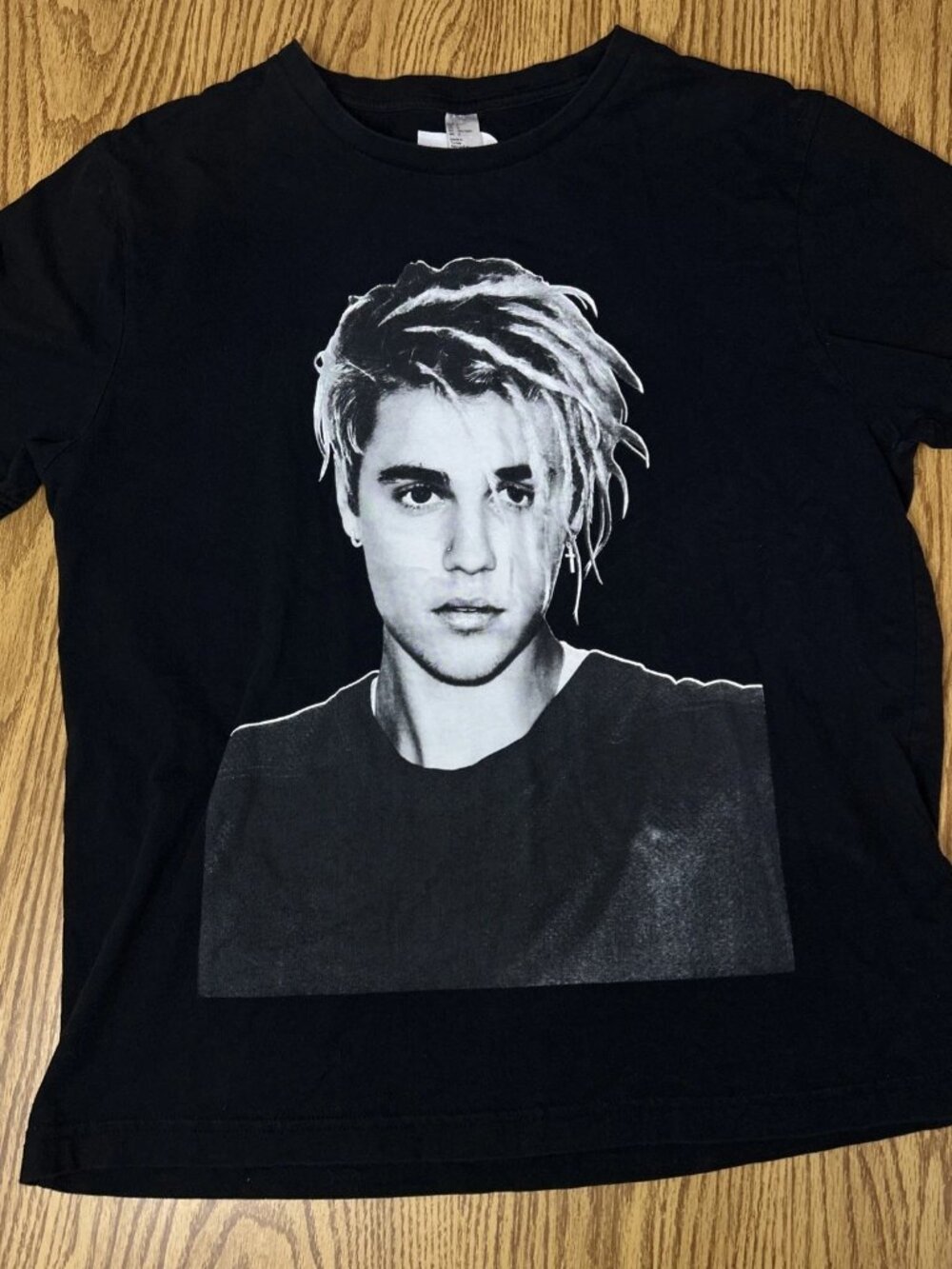 Justin Bieber T-Shirt Large Black 2017 Tour Shirt- LIKE NEW-SIZE S/M/L